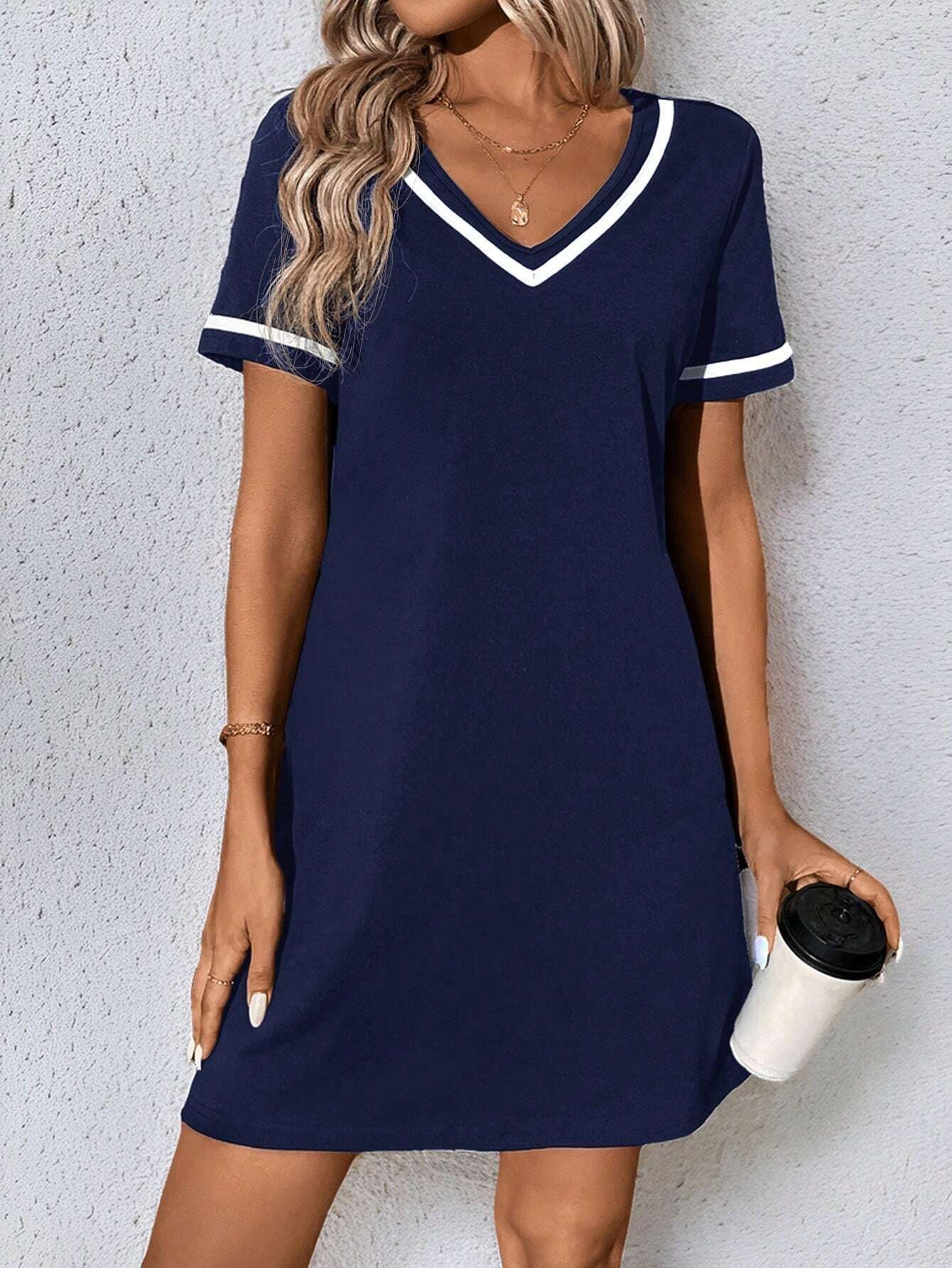 Robe Noire Classique