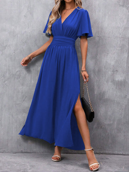 Robe Fendue Élégante et Tendance
