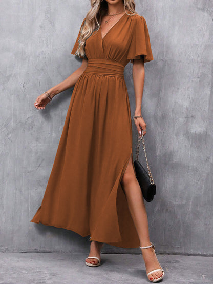 Robe Fendue Élégante et Tendance
